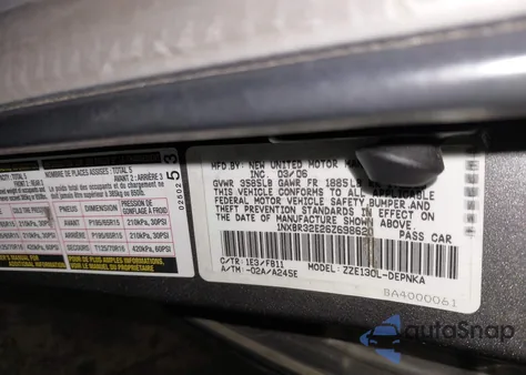 2006 Toyota Corolla Le z USA, uszkodzony, nr VIN 1NXBR32E26Z698620